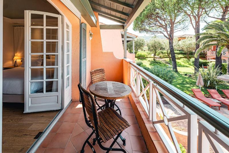 Azur Double Room with Balcony image 1