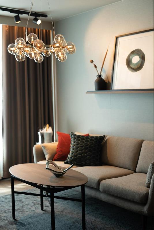Junior Suite with Balcony image 3