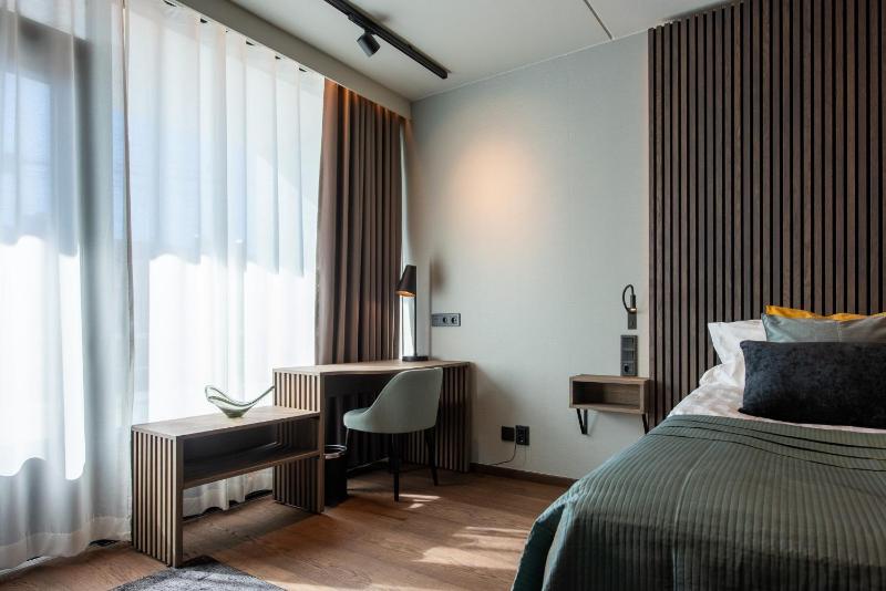 Twin Room with Sea View image 1