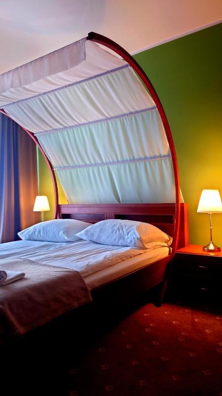 Double Room with Private Bathroom image 1