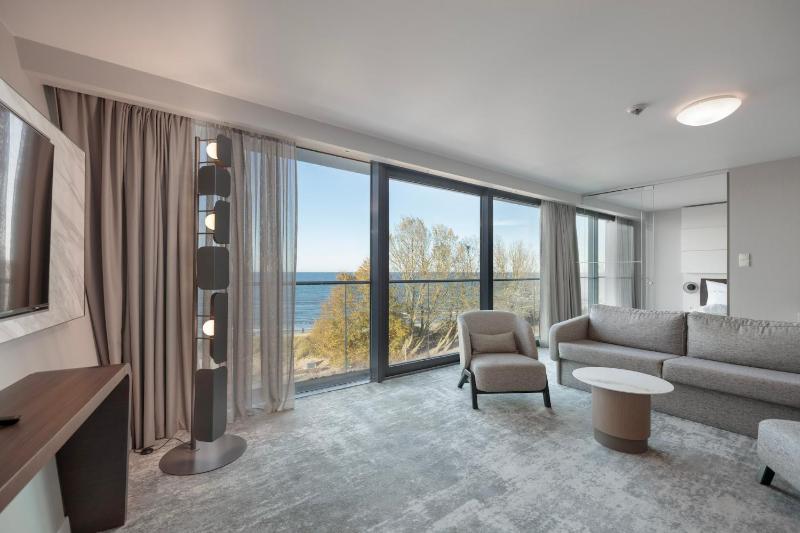 Exclusive Suite with Sea view image 1