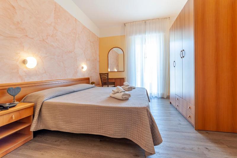 Double or Twin Room image 1