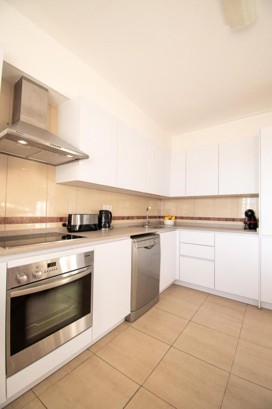 10 marinha - 2 Bed Apt at Praia da marinha - image 16