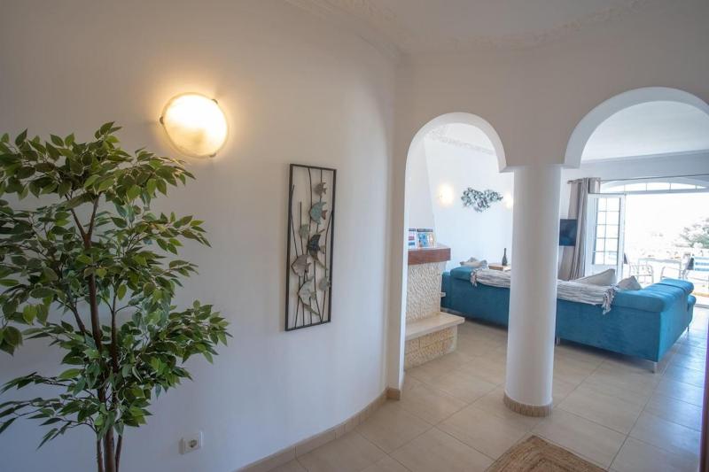 10 marinha - 2 Bed Apt at Praia da marinha - image 26
