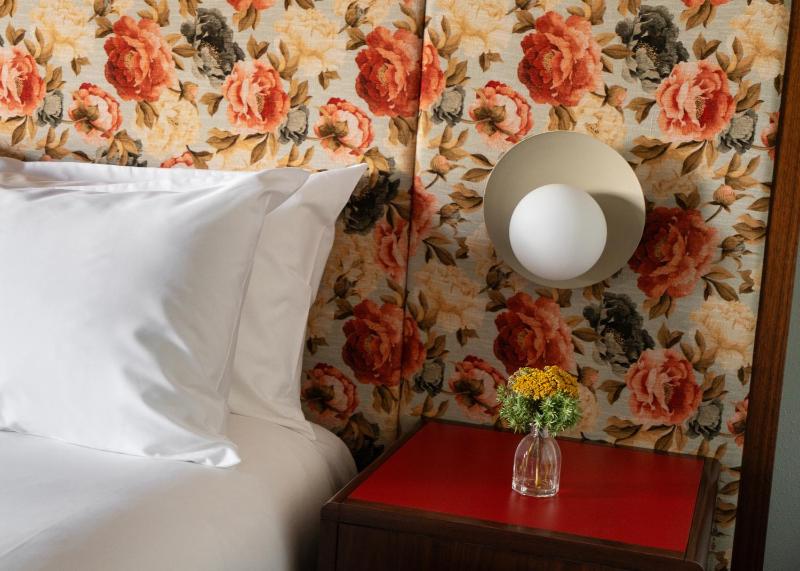 King Room image 3