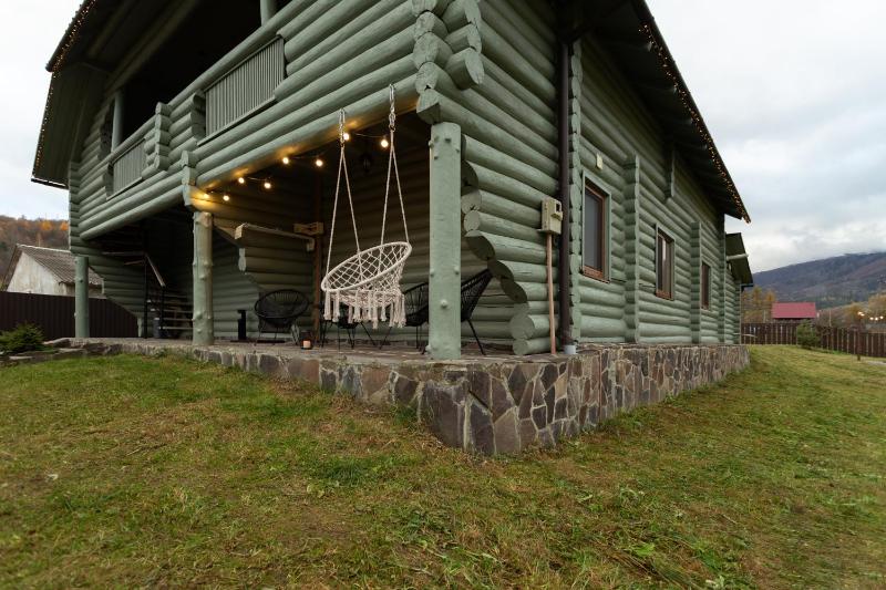 Superior Chalet image 4