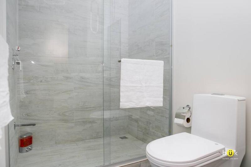 Escalante Executive Studio AC - image 16