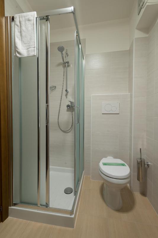 Double or Twin Room image 2