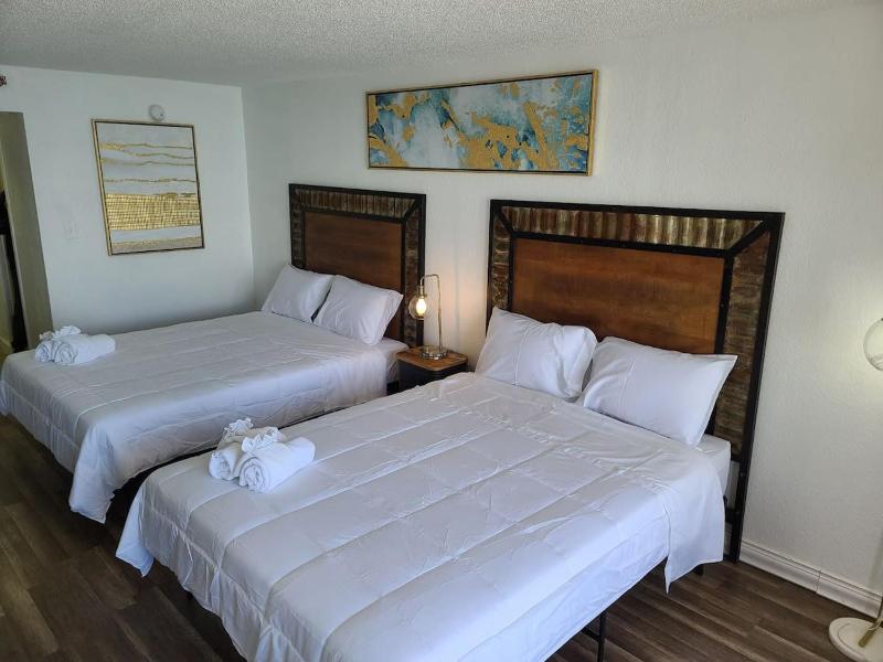 Lovely ocean-view condo right on the beach SC12 - image 1