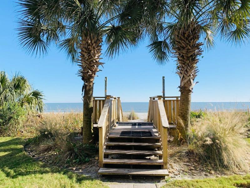 Sand Castle resort #8 ocean front great condo - image 21