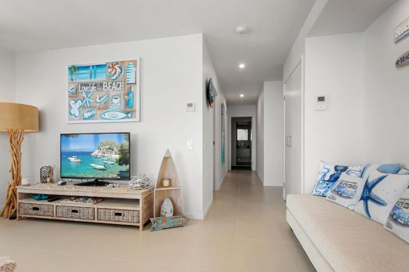 Aquaview Unit 604 29 Canberra Tce Kings Beach - image 7
