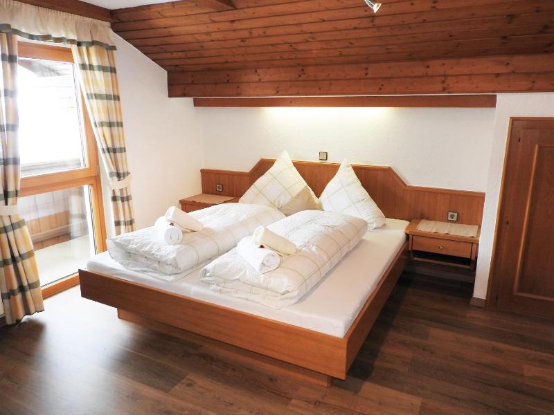 Studio with Balcony - Attic image 2