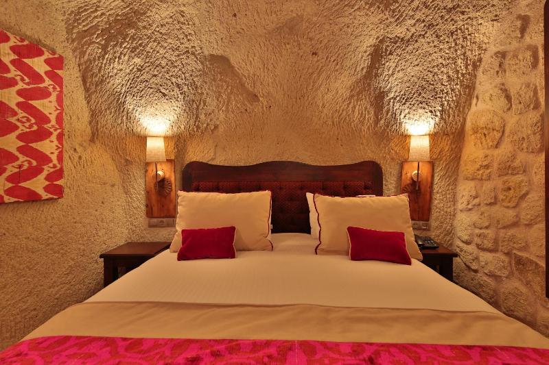 Double Cave Room with Private Bathroom image 1