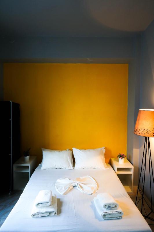 Budget Double Room image 3