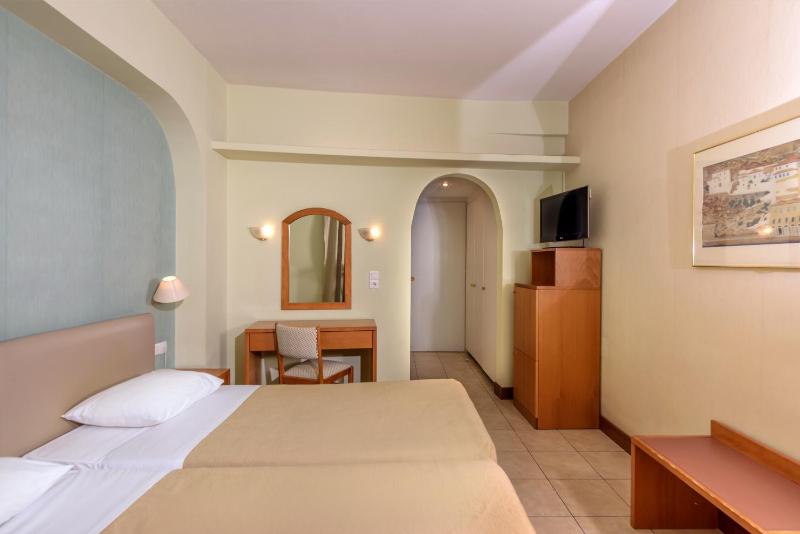 Standard Single Room image 1