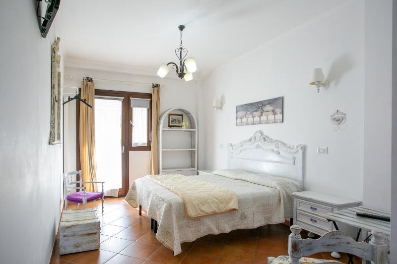 Double Room image 1
