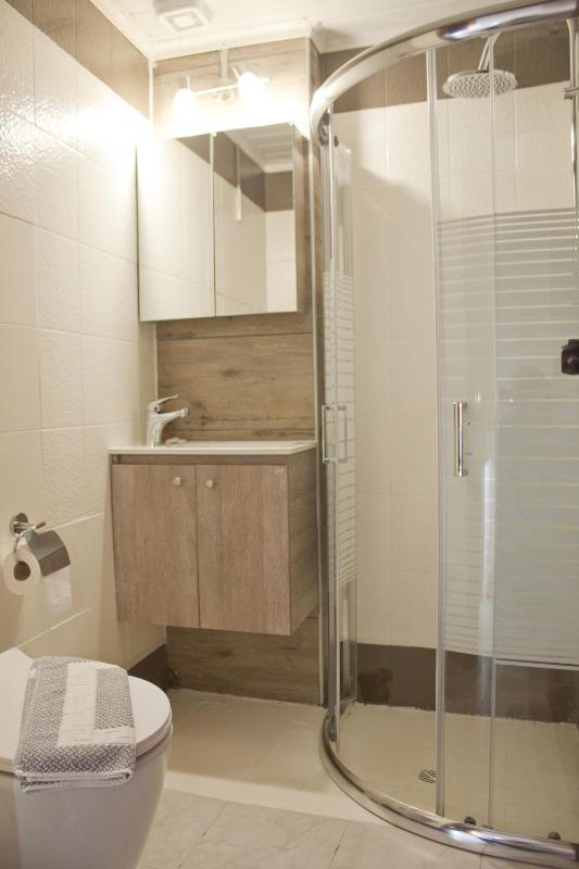 Double Room with Sea View image 2