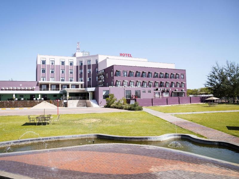 The Grand Aria Hotel and Conference Centre - image 3