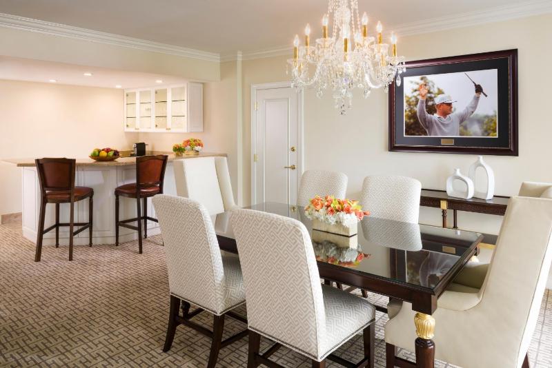 Premier One Bedroom Suite with King Bed image 2