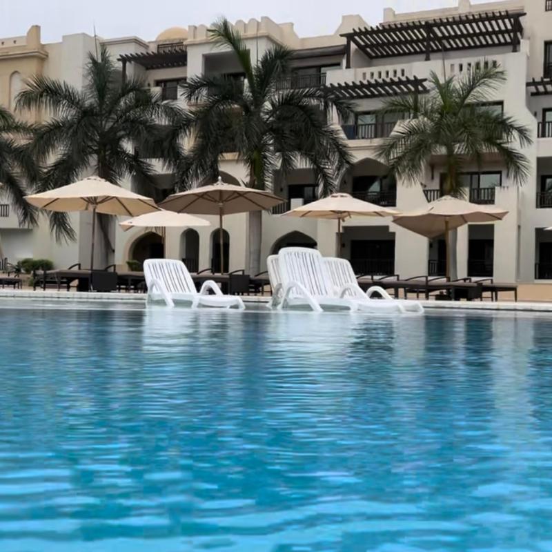 Hawana Salalah Beachfront Apartment with Pool - image 18