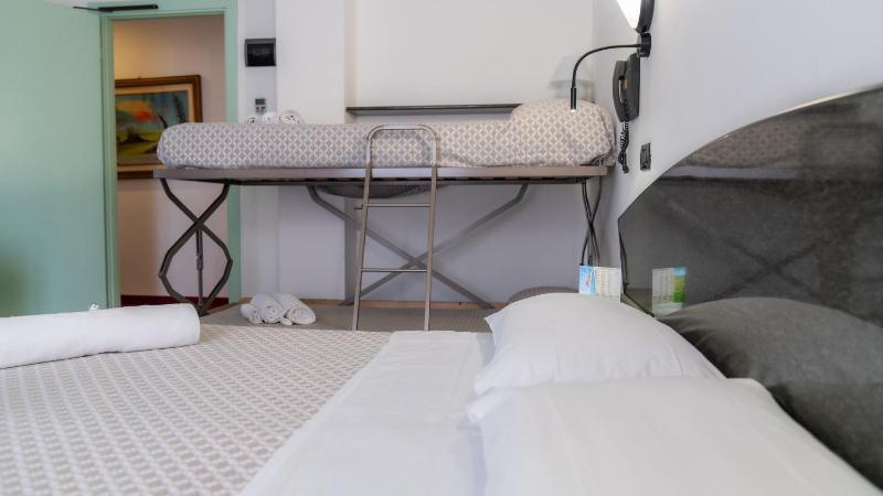 Hotel Nobel - image 9