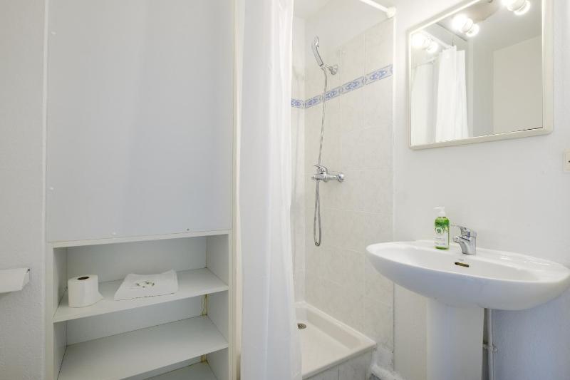 Superior Studio (2 Adults) image 2