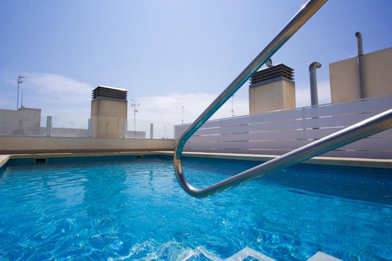 rentafive - Terraza- Piscina - 2 min Playa - image 18