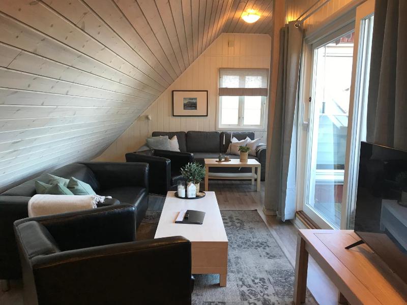 Apartment with Balcony image 3