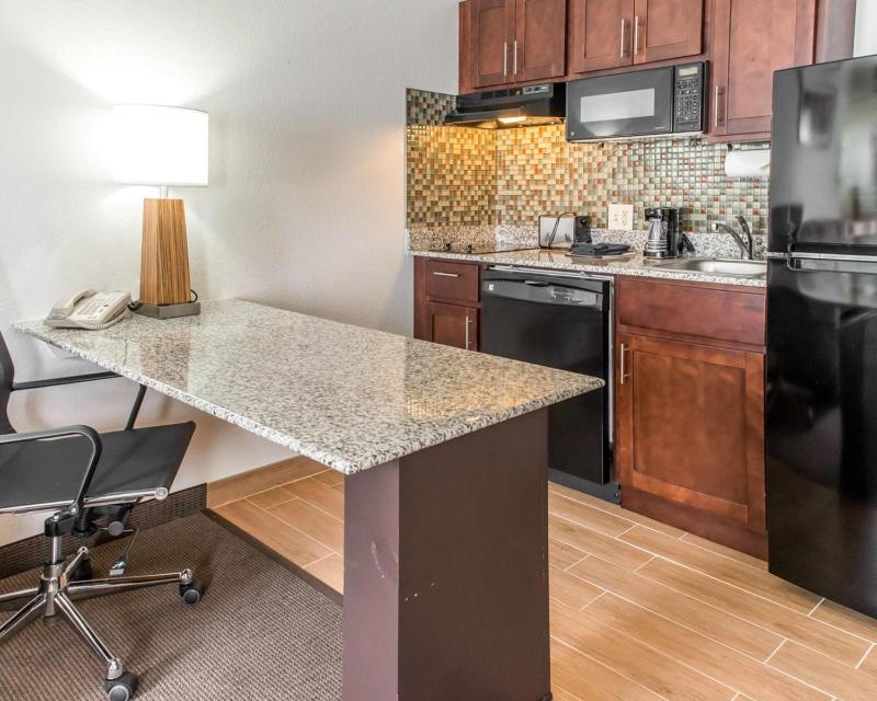Mainstay Suites Pittsburgh Airport - image 14