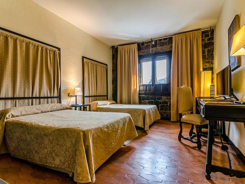 Double or Twin Room image 1