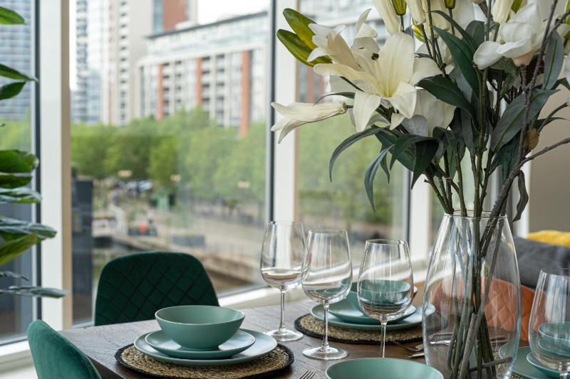 Apartment with View and Balcony image 2