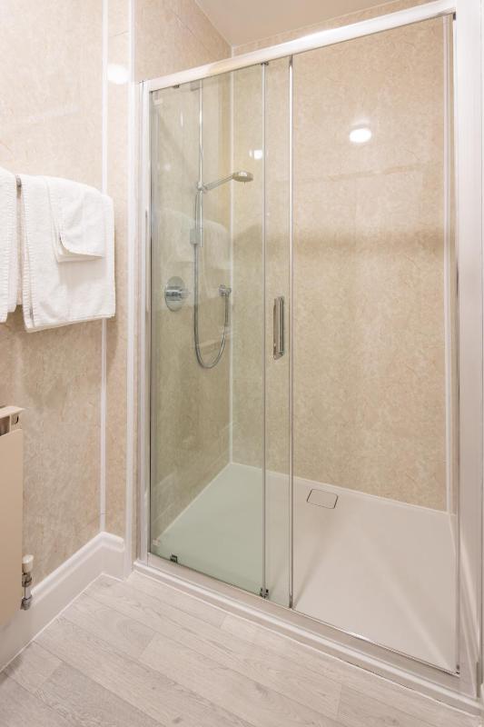 Standard Double or Twin Room image 2