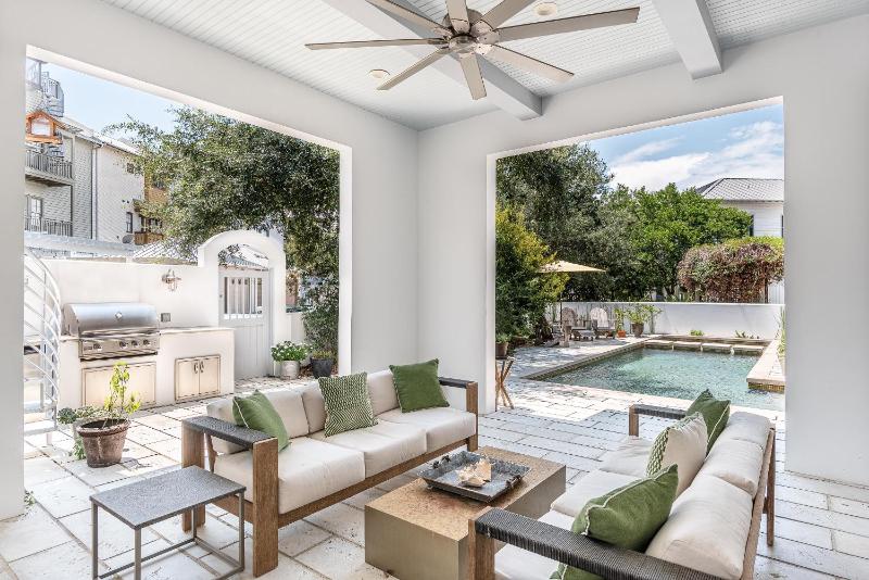 Private Pool | 4BR Sleeps 12+Boardwalk - image 16