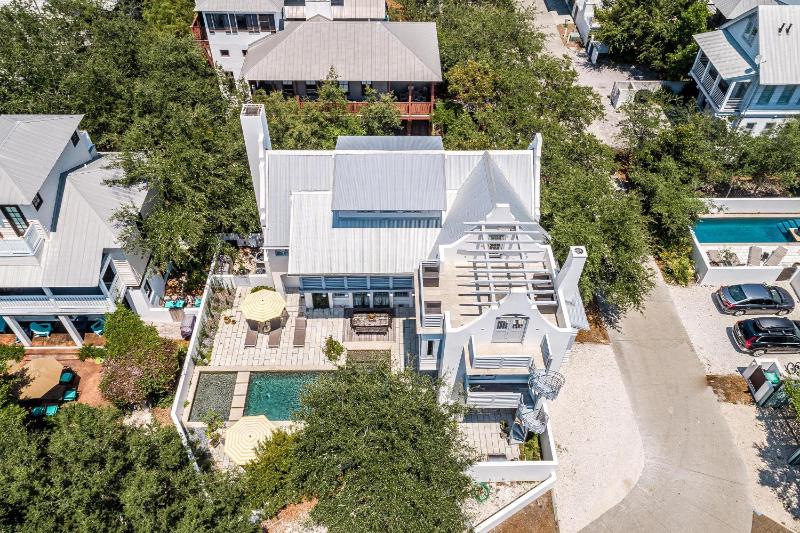 Private Pool | 4BR Sleeps 12+Boardwalk - image 13