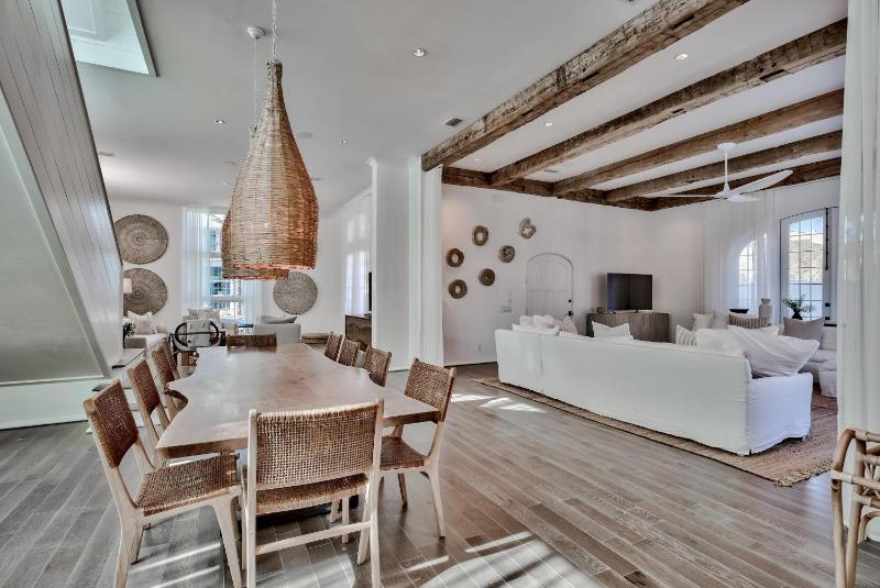 Elysee Retreat - image 5