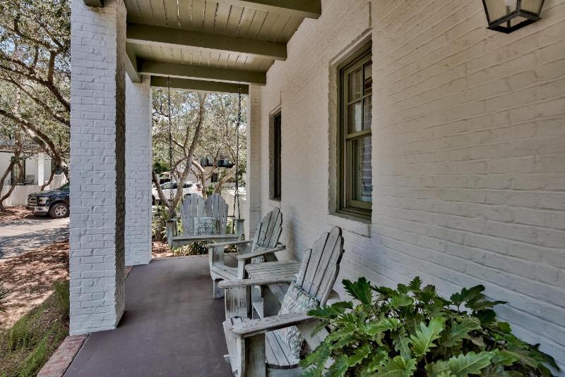 Sylvia's Cottage - image 8