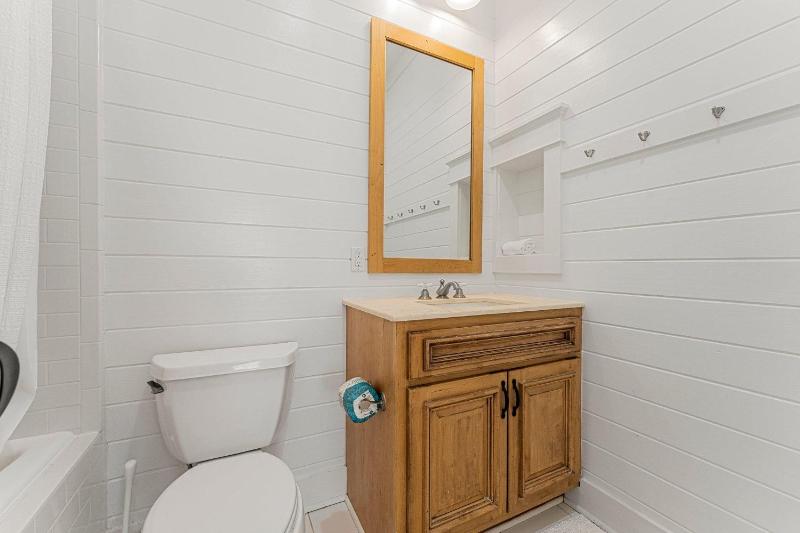 Hope Town Pearl Cottage - image 38