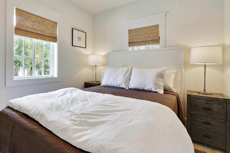Southern Serenity Carriage House - image 22