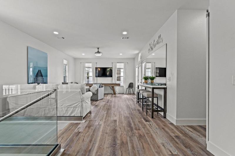 Nashvilla - image 17