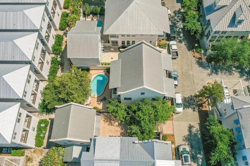 Southern Serenity Cottage - image 8