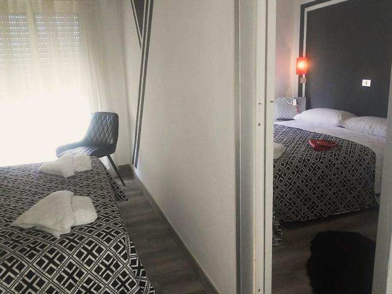 Quadruple Room image 4