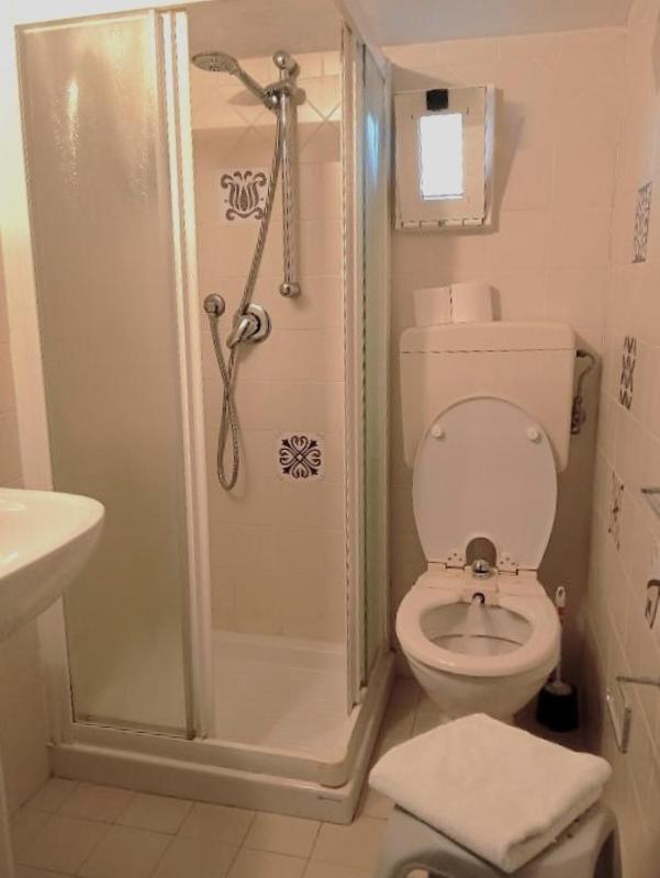 Triple Room image 1