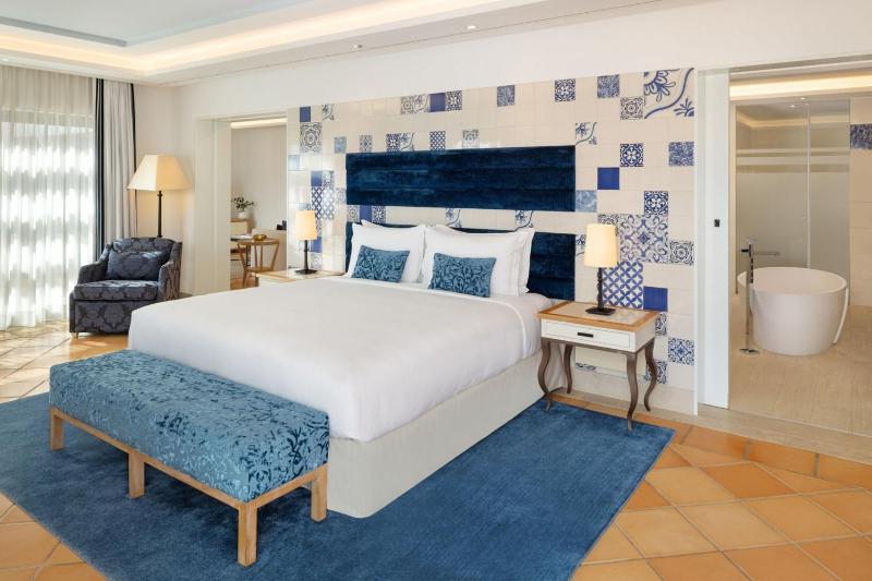 Pine Cliffs Hotel a Luxury Collection Resort Algarve - image 11