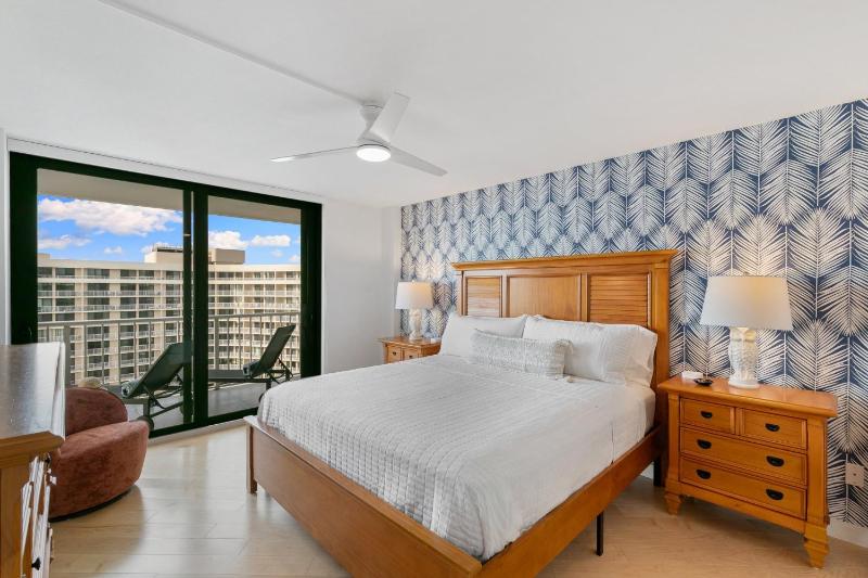 La Bella Vita on Marco - 1812 South Seas Tower 3 - image 11