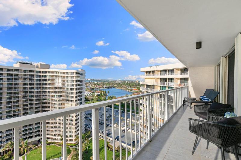 La Bella Vita on Marco - 1812 South Seas Tower 3 - image 19