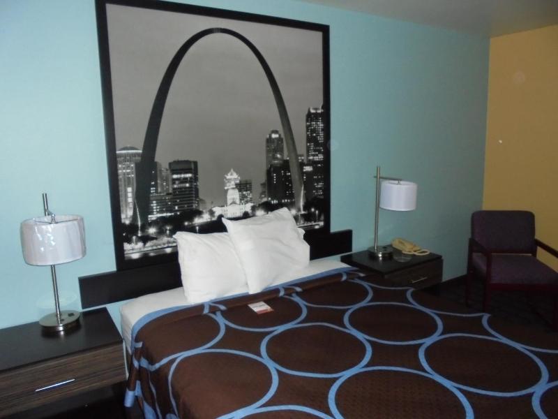 King Room - Disability Access/Non-Smoking image 2
