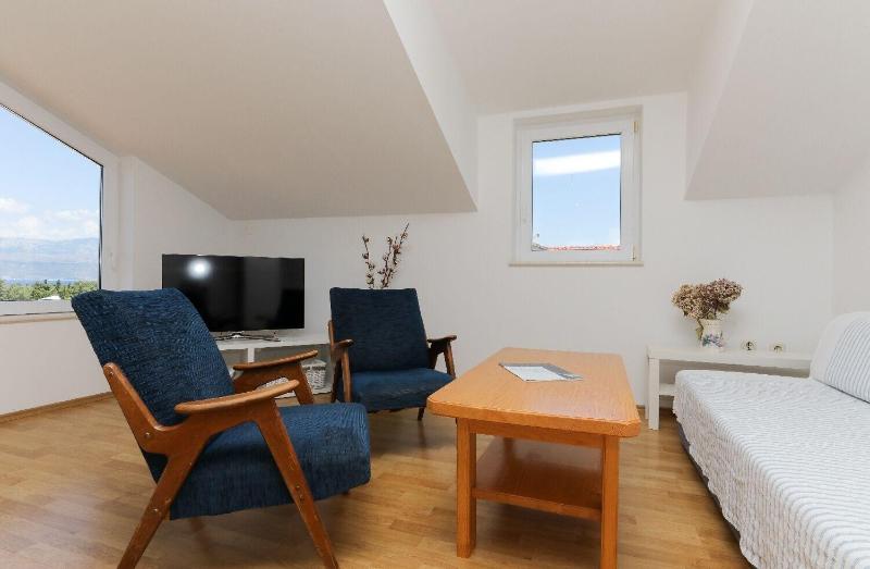 Apartment Ana - image 8