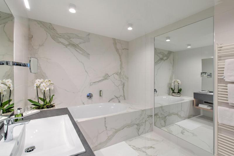 Suite image 1