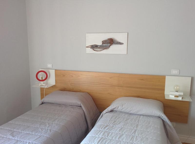 Double or Twin Room with Balcony image 3