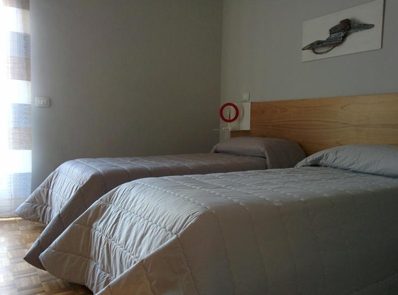 Double or Twin Room with Balcony image 4